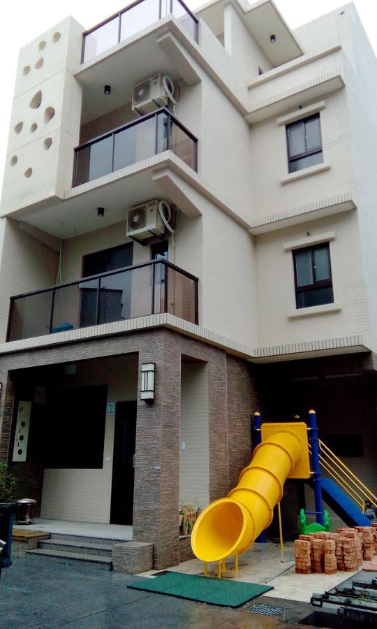 充電樁 羅東木村電梯民宿luodong Tree Bnb 雲朵朵二館 近週三清溝 免費洗衣機 烘衣機 星巴克咖啡豆 國旅卡特約店 Kültér fotó